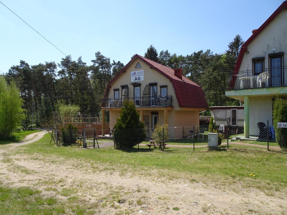 O.W. "Joasia I Maciek" Hotel Jarosławiec Kültér fotó