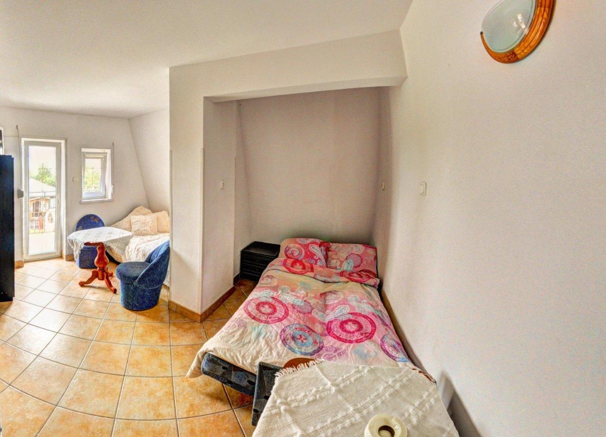 O.W. "Joasia I Maciek" Hotel Jarosławiec Kültér fotó
